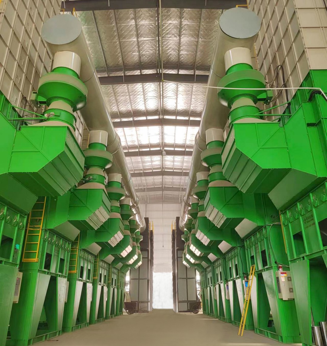 (32 tons × 16 units) Batch capacity 512 tons fully automatic grain drying line