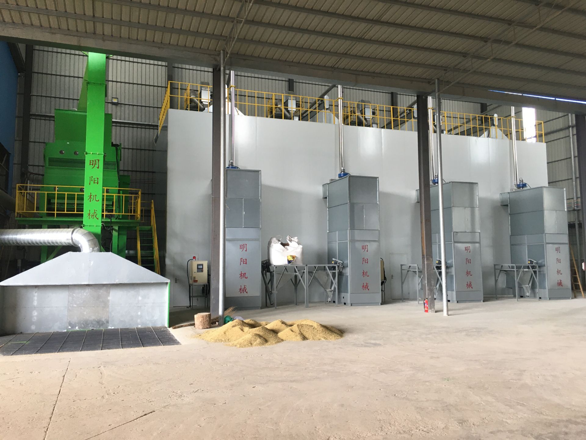 (30 tons × 4 units) Batch capacity 120 tons grain drying line